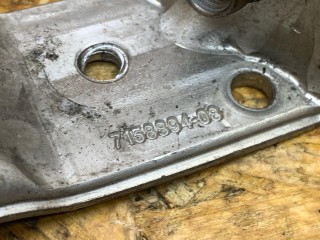 кронштейн (крепление) правый, ориг. номер 7158894, 51117158894, BMW 5 F10/F11 2009-2013
