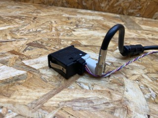 разъем AUX / USB, ориг. номер 61319129652, 9129652, 84109237653, 9237653, 51169138500, 9138500, BMW 5 F10/F11 2009-2013