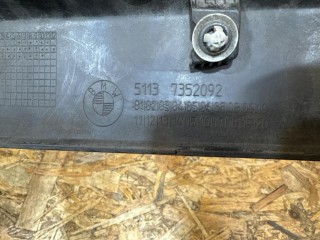 молдинг двери передней правой, ориг. номер 7352092, BMW X1 F48 2015-2019