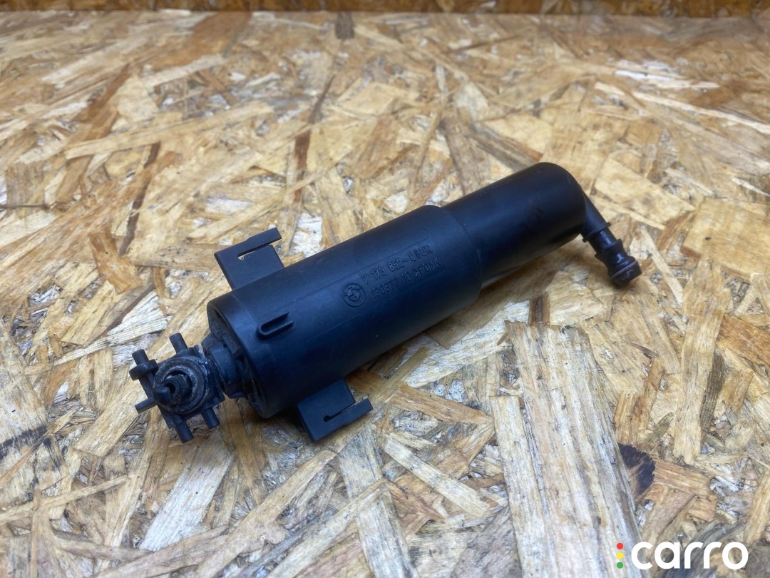 61677173852, 7173852, 61674286754, 4286754 форсунка омывателя фары правой BMW X5 E70 2009г. - фото №1