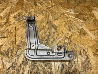 кронштейн (крепление) BMW 5 E60/E61 2002-2007, 7152821