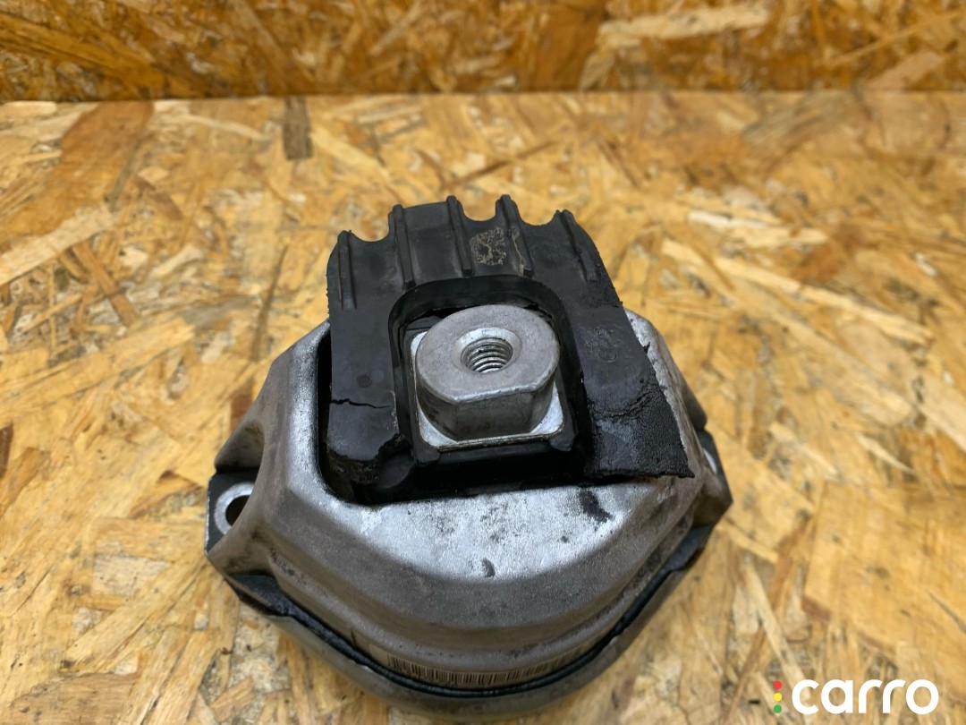 подушка крепления двигателя передняя левая BMW 5 E60/E61 2002-2007, 3.0 л, 6770641, фото 2