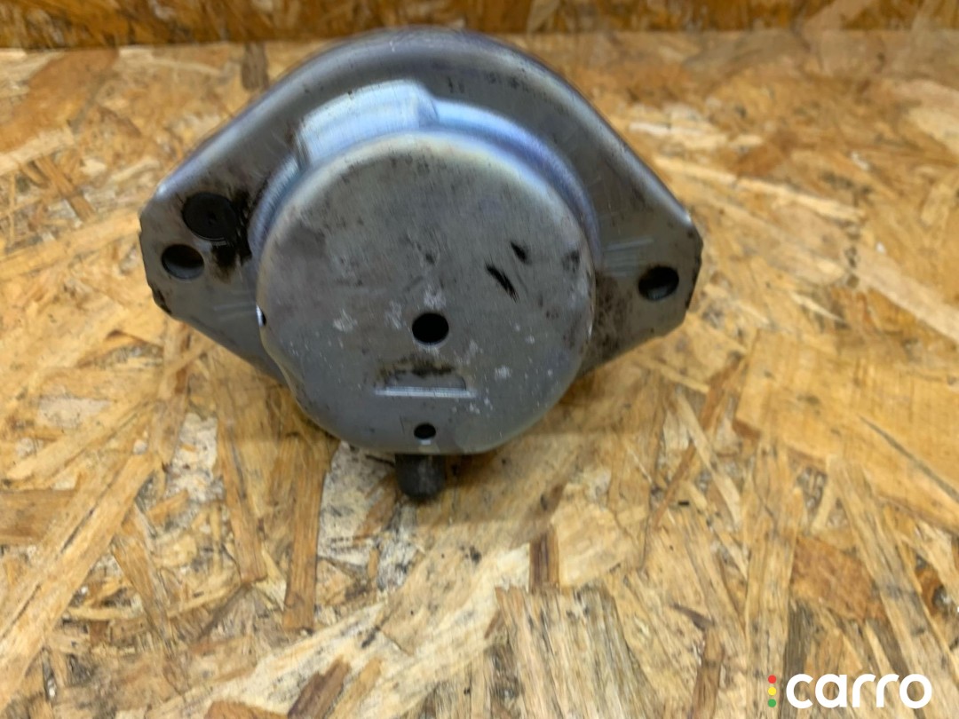 подушка крепления двигателя передняя левая BMW 5 E60/E61 2002-2007, 3.0 л, 6770641, фото 3
