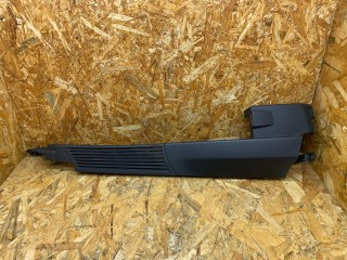 кронштейн полки багажника правый BMW 5 E60/E61 2002-2007, левый руль, 51477050356
