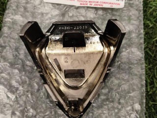 Значок решетки радиатора (Новый), ориг. номер 75311-53010, Toyota Altezza 1 поколение XE10 1998-2005