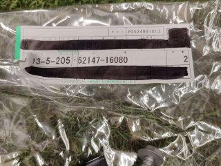 Крепление бампера зад., ориг. номер 90159-60431, 52147-16080, Toyota Camry 6 поколение XV30