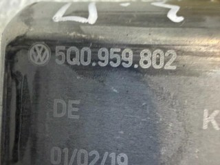моторчик стеклоподъемника, ориг. номер 5Q0959802, Volkswagen Golf 7 поколение [рестайлинг] 2017-2019