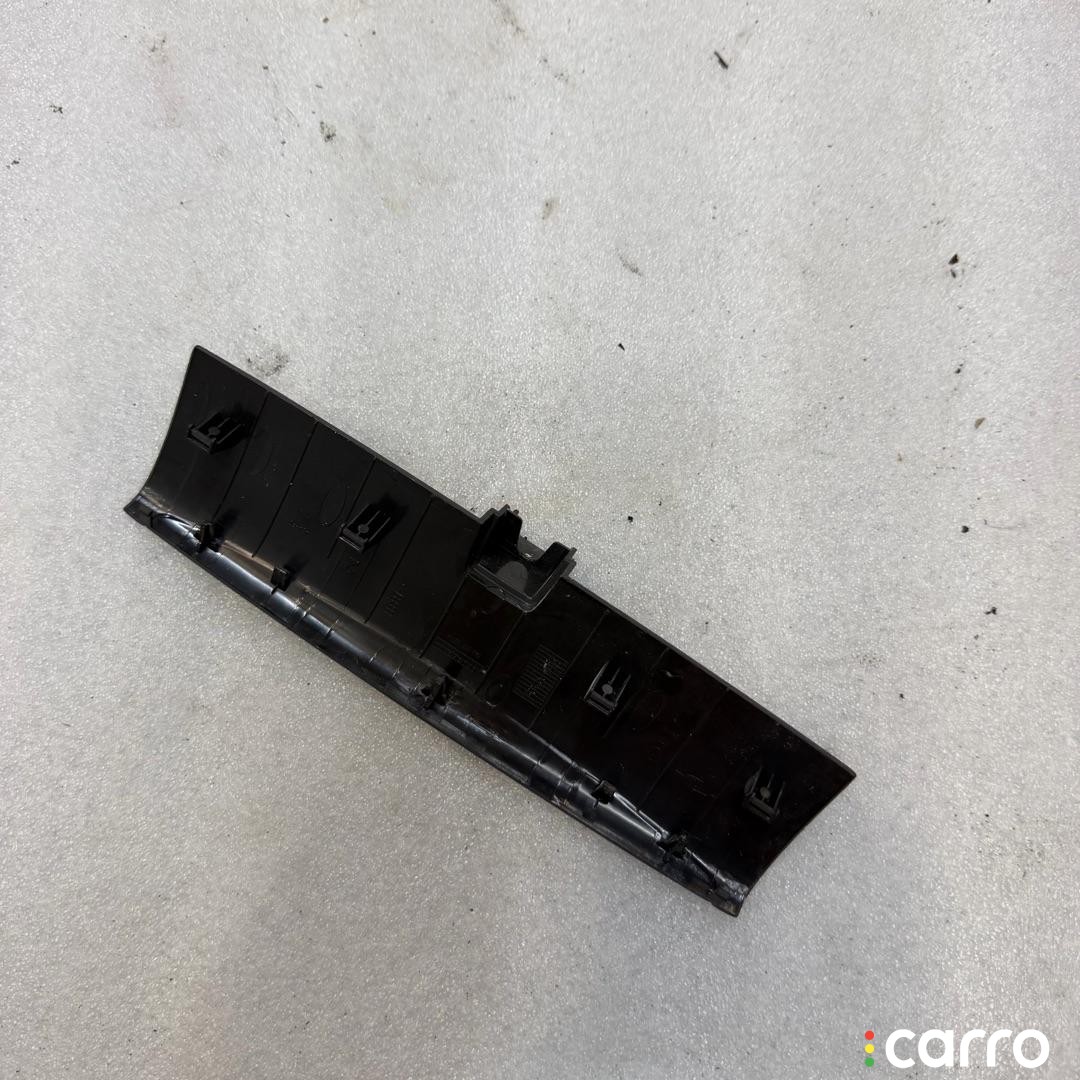 5G0867927A накладка декоративная салона передняя Volkswagen Golf 7 поколение [рестайлинг] 2017г. - фото №2