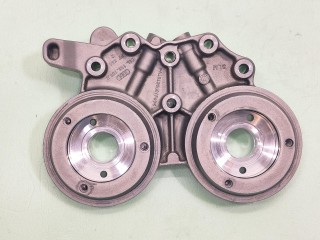 Опорный кронштейн распредвалов, ориг. номер 06L103144F, Audi Q3 8U [рестайлинг] 2014-2018
