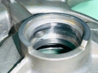 Опорный кронштейн распредвалов, ориг. номер 06L103144H, Audi S3 8V 2013-2016