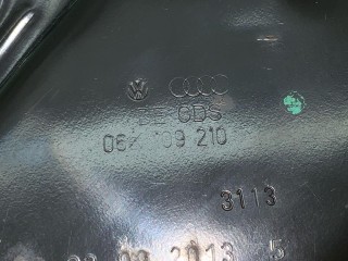Нижняя крышка цепи ГРМ, ориг. номер 06K109210AF, Volkswagen Golf GTi 7 поколение 2013-2017