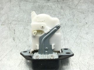 замок багажника Nissan Juke F15 2010-2014
