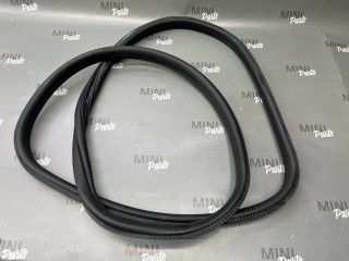 уплотнитель двери задней, ориг. номер 7344161, 51727344161, Mini Clubman 2 поколение 2015-2019