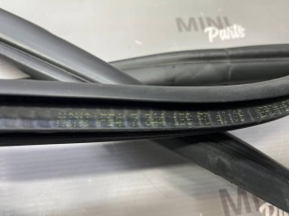 уплотнитель двери передней, ориг. номер 7344159, 51727344159, Mini Clubman 2 [рестайлинг] 2019-2024
