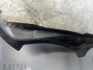 уплотнитель крыла левый, ориг. номер 51767388097, 7388097, Mini Countryman 2 поколение 2016-2020
