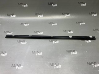 уплотнитель стекла двери передний правый, ориг. номер 51357322530, 7322530, Mini Cooper 3 поколение 2013-2018