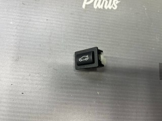 кнопка открытия багажника, ориг. номер 9200316, 61319200316, Mini Cooper S 3 поколение [2-й рестайлинг] 2021-2024
