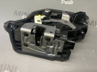 замок двери передней левой Mini Countryman 2 поколение [рестайлинг] 2020-2023, 51217281931