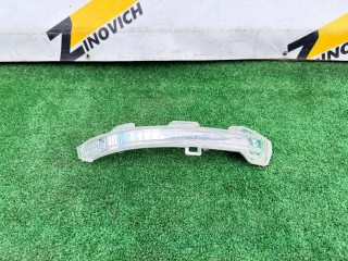 повторитель поворота в зеркале правый правого Volkswagen Passat B8 2014-2021, 3G0949102