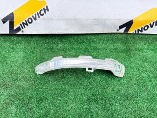 повторитель поворота в зеркале правый правого Volkswagen Passat B8 2014-2021, 3G0949102