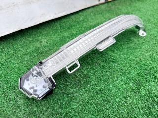 повторитель поворота в зеркале левый, ориг. номер 11B949101, Skoda Enyaq 2020-2024