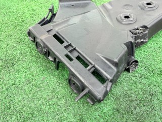 кронштейн крепления бампера левый, ориг. номер 4L0807284B, Audi Q7 4L [рестайлинг] 2009-2015
