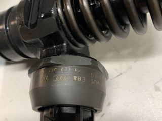 форсунка топливная, ориг. номер 038130073AJ, 0414720037, Volkswagen Passat B5 [рестайлинг] 2000-2005