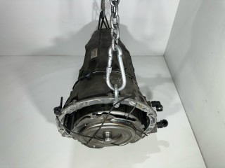 725008
