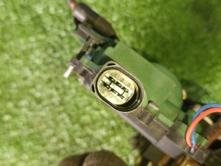 замок двери задней правой, Volkswagen Bora 1998-2005