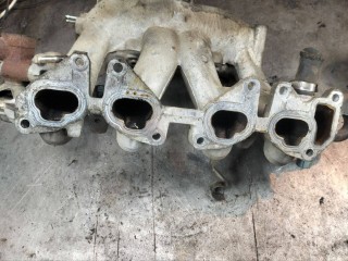 коллектор впускной, ориг. номер UK73CH, Nissan Primera P11 1999-2002