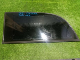 Стекло кузовное заднее левое Opel Omega B 1994-1999