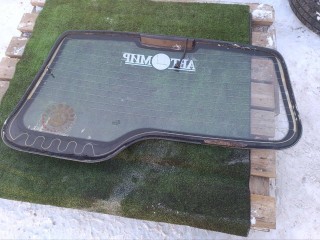 стекло крышки багажника, Chevrolet Niva 2002-2009