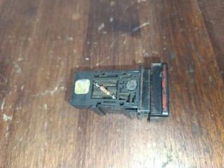 кнопка аварийной сигнализации, ориг. номер NILES06012, Nissan Sunny B13 1990-1993