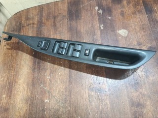 блок управления стеклоподъемниками передней левой, Mazda 6 GG 2002-2005