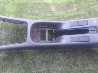подлокотник, Nissan Primera P11 1996-2000