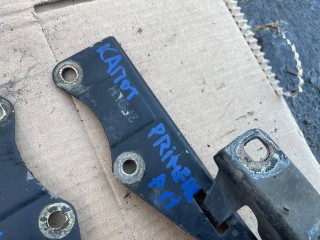 Петля капота, Nissan Primera P11 1996-2000