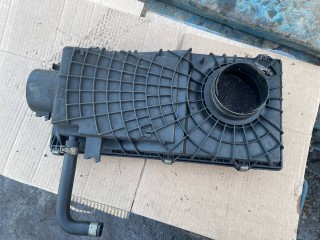Корпус воздушного фильтра Nissan Primera P11 1996-2000