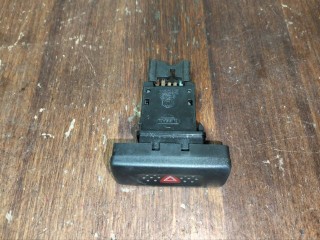кнопка аварийной сигнализации, Nissan Primera P11 1996-2000