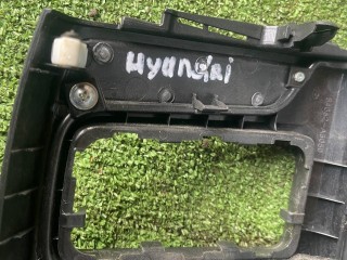Рамка обрамление кулисы, ориг. номер 84652A5050, Hyundai i30 GD 2011-2015