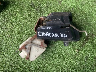 замок двери задней правой, Hyundai Elantra XD 2000-2003