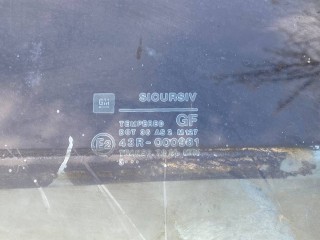 стекло двери задней правой, Opel Omega B 1994-1999