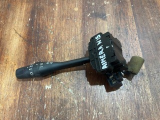 Переключатель поворотов Nissan Almera N15 1998-2000