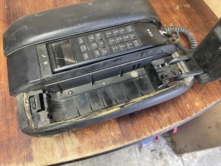 бардачок между сиденьями, BMW 7 E38 1994-1998