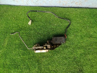 замок двери передней правой, Mazda 323 5