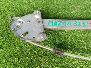 Стеклоподъемник электрический передний правый, ориг. номер 3610061769, Mazda 323 5