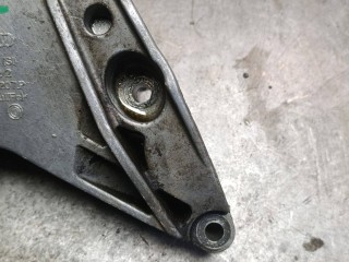 кронштейн двигателя, ориг. номер 06J199207P, Volkswagen Passat CC