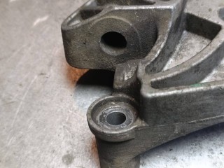 кронштейн двигателя, ориг. номер 06J199207P, Volkswagen Passat CC