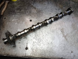 распредвал, ориг. номер 06H109571M, Volkswagen Passat CC