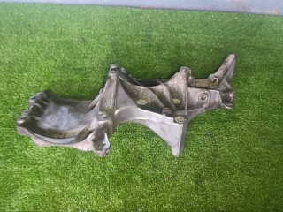 Кронштейн компрессора кондиционера, ориг. номер 8200169566, Renault Logan