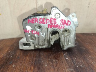замок двери задней правой, Mercedes-Benz W124 W124/S124/C124/A124